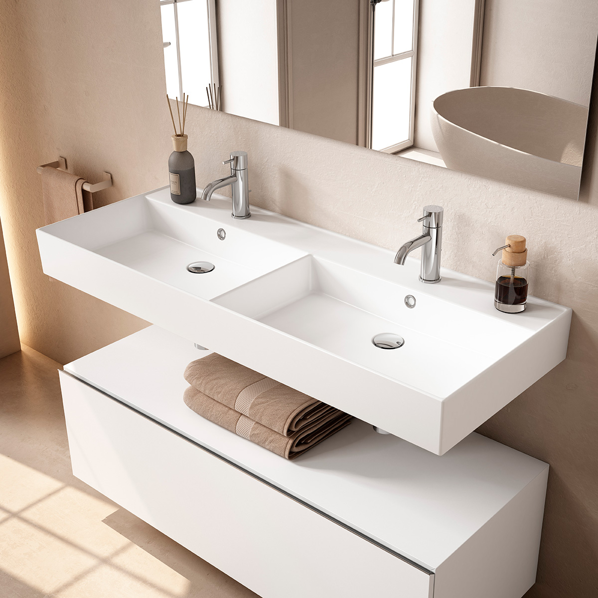 Basin LILA — image 1